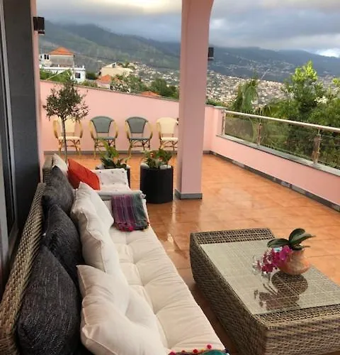 Roadhouse Nyaraló Funchal