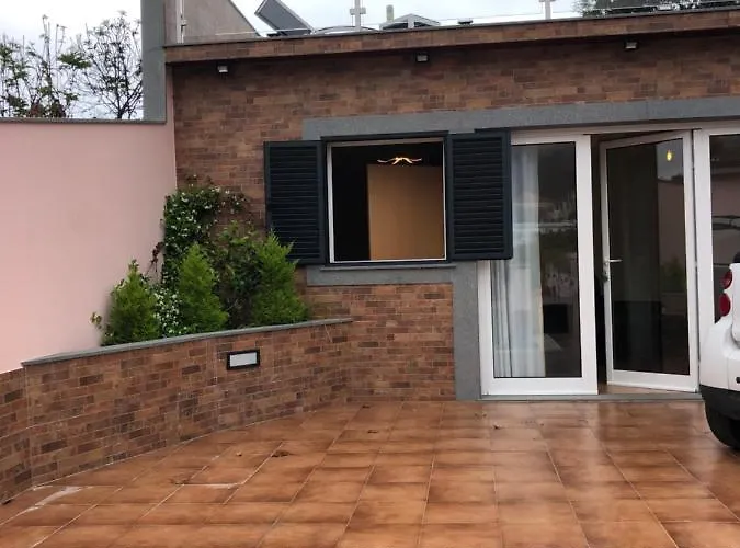 Nyaraló Roadhouse Funchal