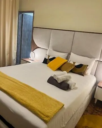 Roadhouse * Funchal (Madeira)