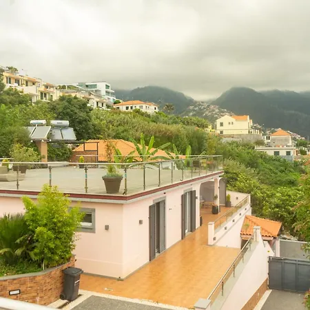 Berco Funchal Holiday home *