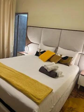 Roadhouse * Funchal (Madeira)